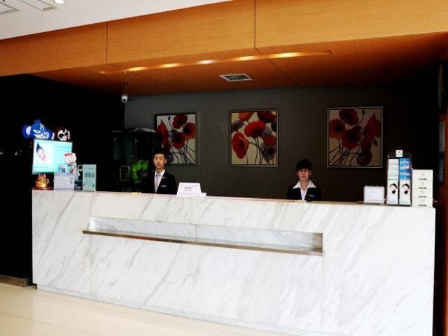 Jinjiang Inn Changchun Hongqi Street Exterior foto